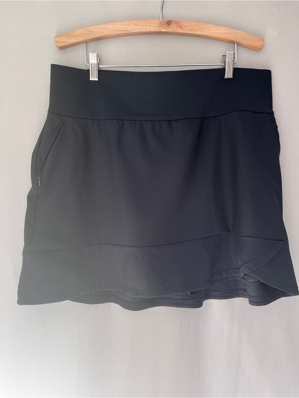 Adidas Frill Sports Skirt with Built In Shorts in Black • Size XL